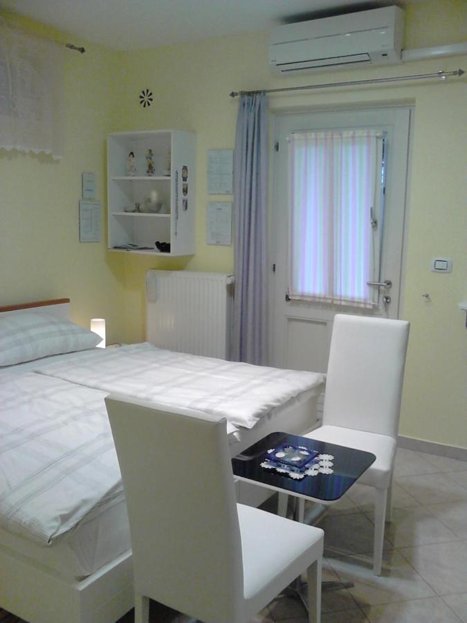 רייקה Room Sarah חדר תמונה